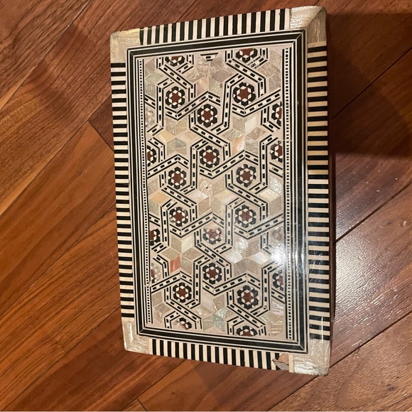 Mother of pearl box - Picture 5 of 7